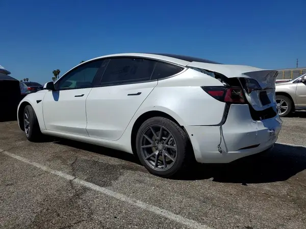 5YJ3E1EA5NF336273 2022 TESLA MODEL 3 - Image 2