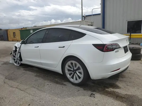5YJ3E1EA5NF348293 2022 TESLA MODEL 3 - Image 2