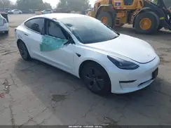 5YJ3E1EA5NF353199 2022 TESLA MODEL 3