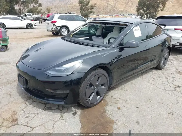 5YJ3E1EA5NF359746 2022 TESLA MODEL 3 - Image 2