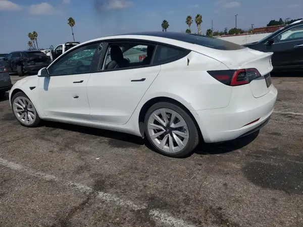 5YJ3E1EA5NF361951 2022 TESLA MODEL 3 - Image 2