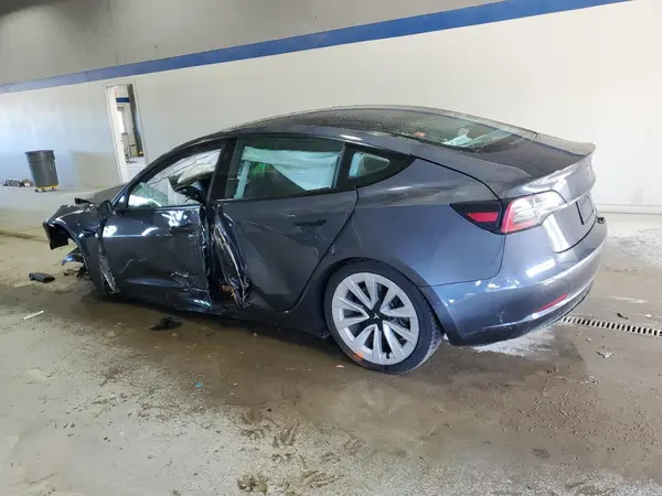 5YJ3E1EA5NF368558 2022 TESLA MODEL 3 - Image 2