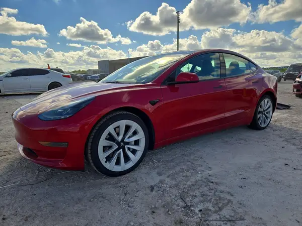 5YJ3E1EA5NF368625 2022 TESLA MODEL 3 - Image 1