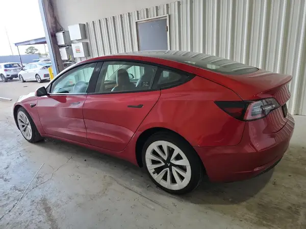 5YJ3E1EA5NF368639 2022 TESLA MODEL 3 - Image 2