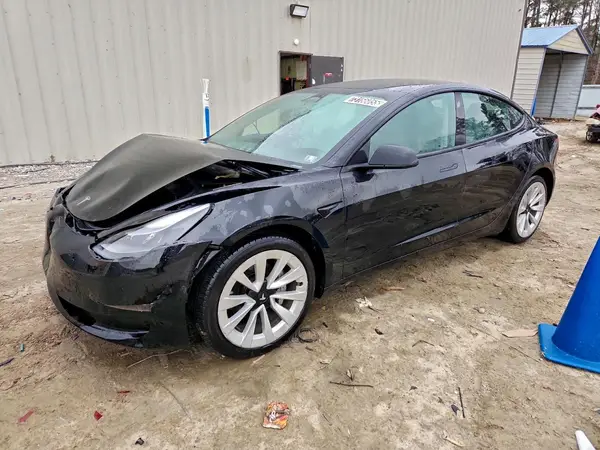 5YJ3E1EA5NF368768 2022 TESLA MODEL 3 - Image 1