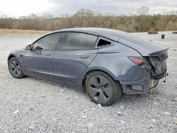 5YJ3E1EA5NF369385 2022 TESLA MODEL 3 - Image 2