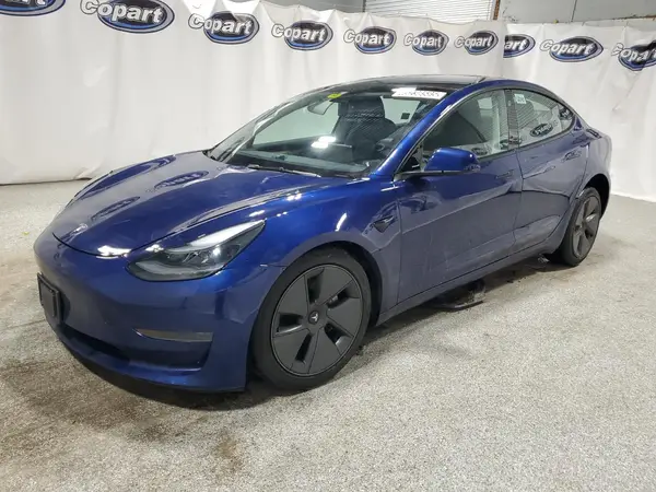 5YJ3E1EA5NF370388 2022 TESLA MODEL 3 - Image 1