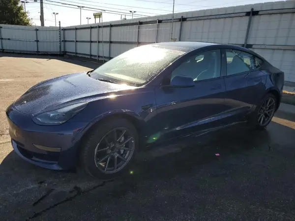 5YJ3E1EA5NF371010 2022 TESLA MODEL 3 - Image 1