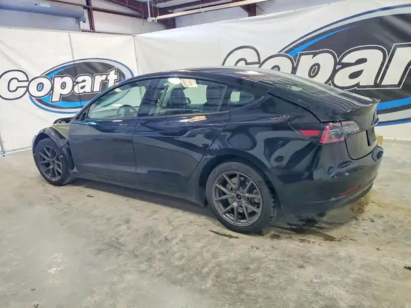 5YJ3E1EA5NF371430 2022 TESLA MODEL 3 - Image 2