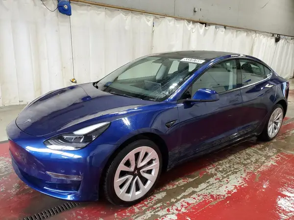 5YJ3E1EA5NF371945 2022 TESLA MODEL 3 - Image 1