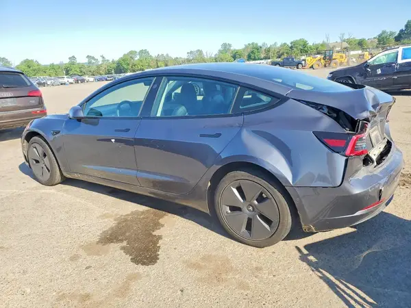 5YJ3E1EA5NF376403 2022 TESLA MODEL 3 - Image 2