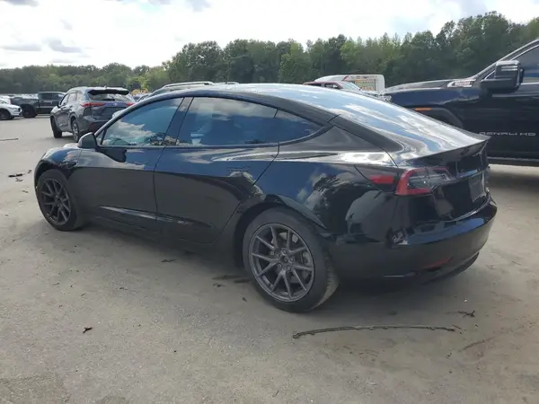 5YJ3E1EA5PF382608 2023 TESLA MODEL 3 - Image 2