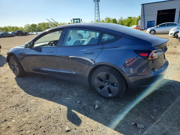 5YJ3E1EA5PF383158 2023 TESLA MODEL 3 - Image 2