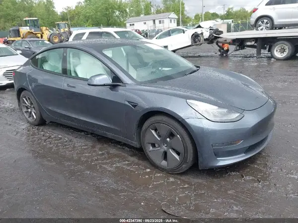 5YJ3E1EA5PF384620 2023 TESLA MODEL 3 - Image 1