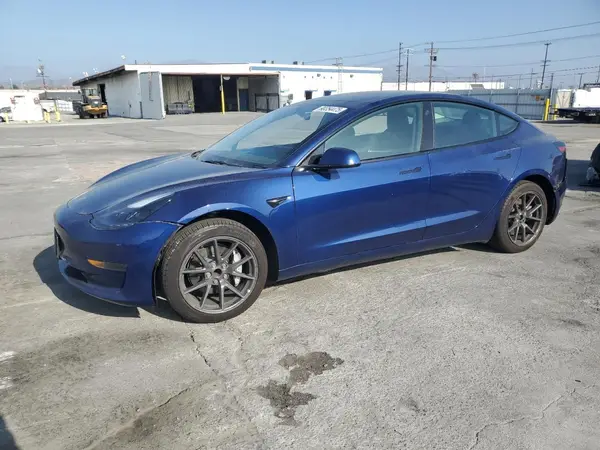 5YJ3E1EA5PF385136 2023 TESLA MODEL 3 - Image 1