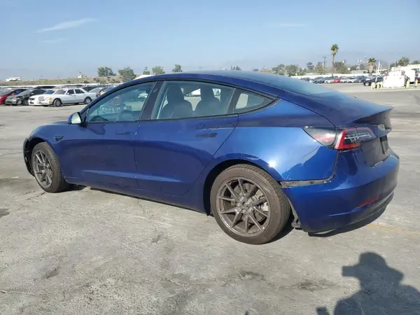 5YJ3E1EA5PF385136 2023 TESLA MODEL 3 - Image 2