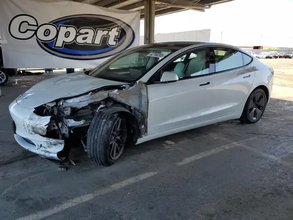 5YJ3E1EA5PF395116 2023 TESLA MODEL 3 - Image 1