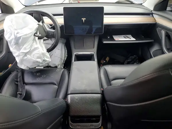 5YJ3E1EA5PF395746 2023 TESLA MODEL 3 - Image 8