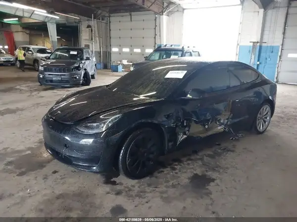 5YJ3E1EA5PF396413 2023 TESLA MODEL 3 - Image 2