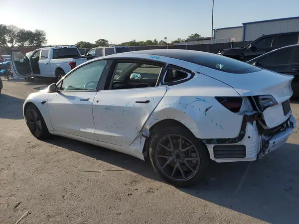 5YJ3E1EA5PF396881 2023 TESLA MODEL 3 - Image 2