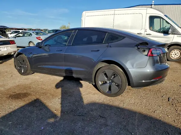 5YJ3E1EA5PF399960 2023 TESLA MODEL 3 - Image 2
