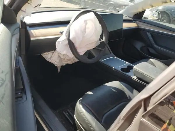 5YJ3E1EA5PF401240 2023 TESLA MODEL 3 - Image 8