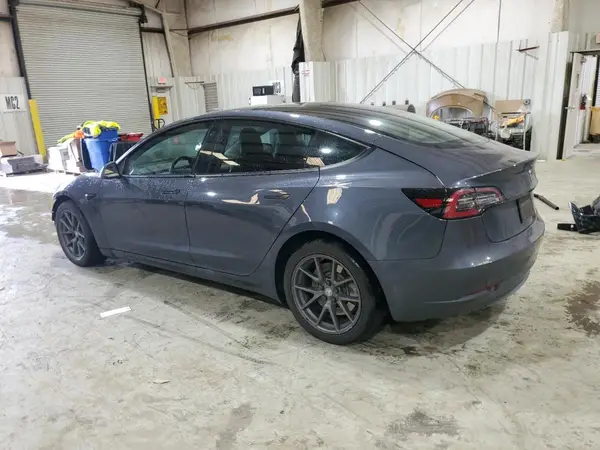 5YJ3E1EA5PF401447 2023 TESLA MODEL 3 - Image 2