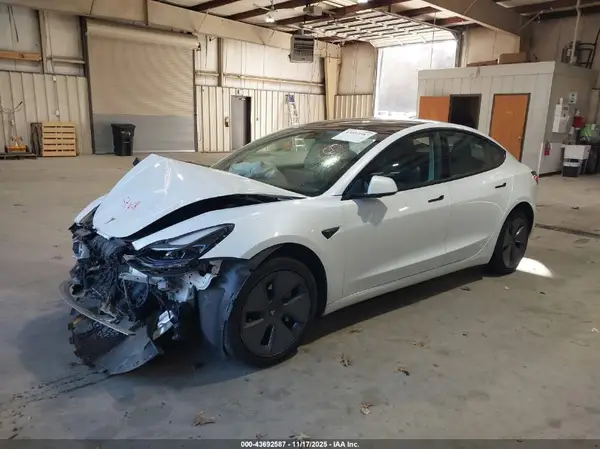 5YJ3E1EA5PF402940 2023 TESLA MODEL 3 - Image 2