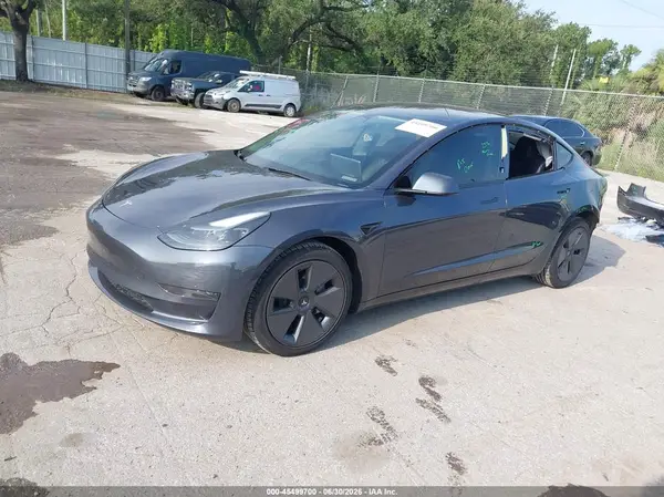 5YJ3E1EA5PF406681 2023 TESLA MODEL 3 - Image 2