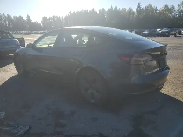 5YJ3E1EA5PF408625 2023 TESLA MODEL 3 - Image 2