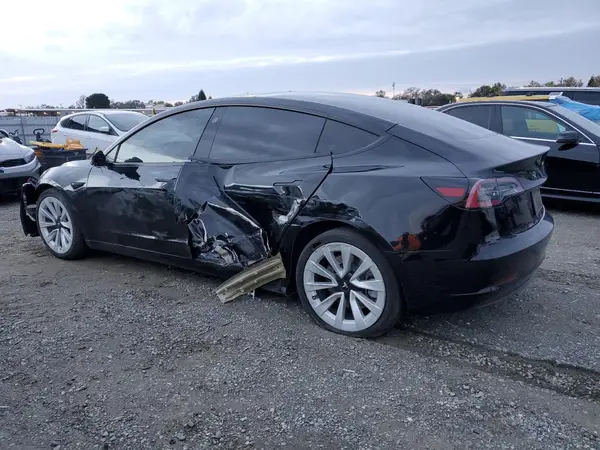 5YJ3E1EA5PF424386 2023 TESLA MODEL 3 - Image 2