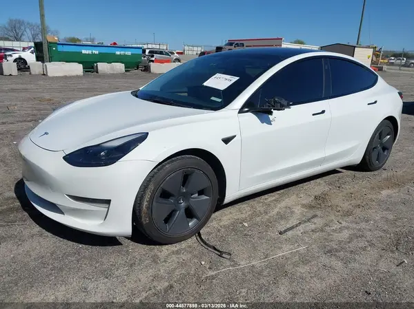 5YJ3E1EA5PF427224 2023 TESLA MODEL 3 - Image 2