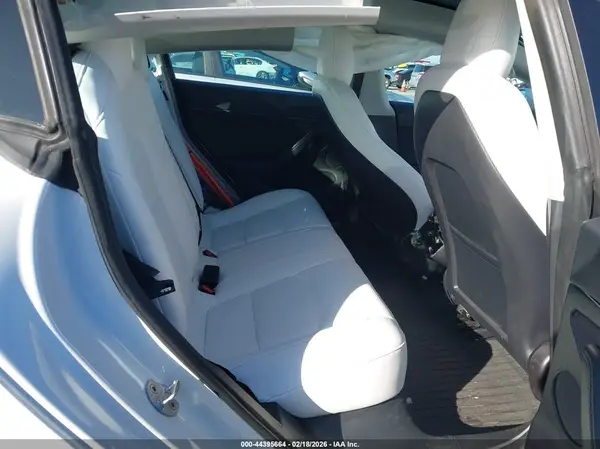 5YJ3E1EA5PF429006 2023 TESLA MODEL 3 - Image 8