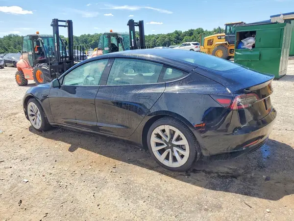 5YJ3E1EA5PF430303 2023 TESLA MODEL 3 - Image 2