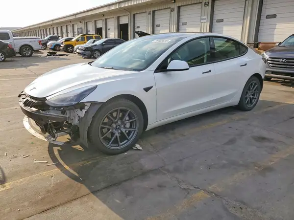 5YJ3E1EA5PF430995 2023 TESLA MODEL 3 - Image 1
