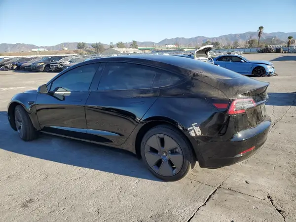 5YJ3E1EA5PF435176 2023 TESLA MODEL 3 - Image 2
