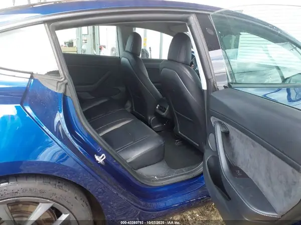 5YJ3E1EA5PF438871 2023 TESLA MODEL 3 - Image 8