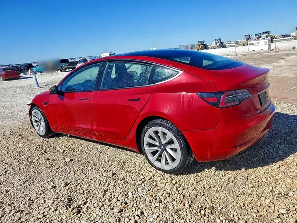 5YJ3E1EA5PF438935 2023 TESLA MODEL 3 - Image 2