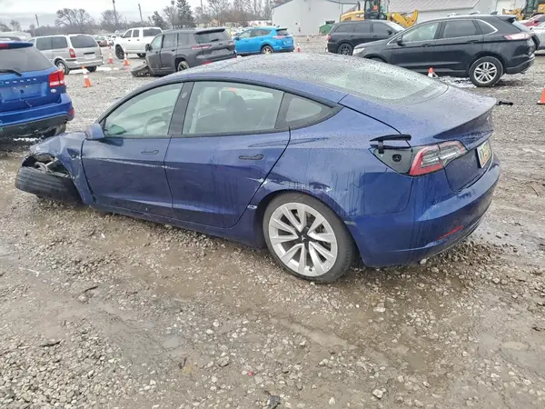 5YJ3E1EA5PF439115 2023 TESLA MODEL 3 - Image 2