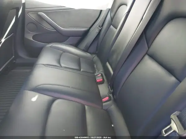 5YJ3E1EA5PF447201 2023 TESLA MODEL 3 - Image 8