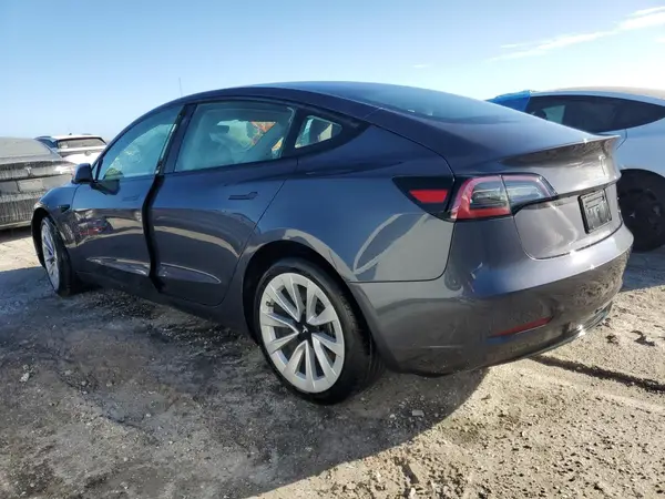 5YJ3E1EA5PF449367 2023 TESLA MODEL 3 - Image 2