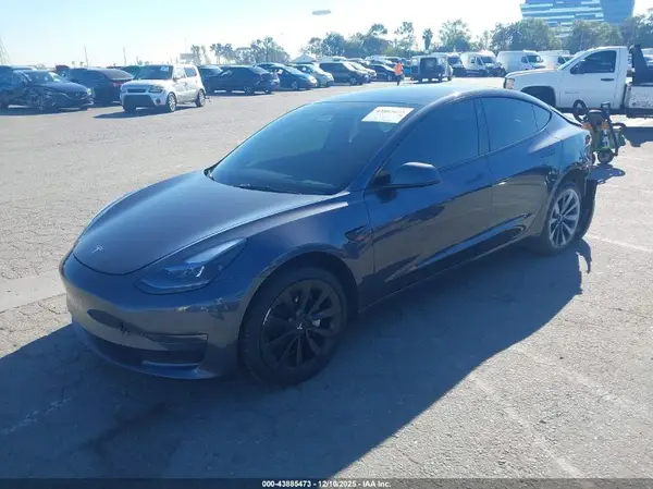 5YJ3E1EA5PF450387 2023 TESLA MODEL 3 - Image 2
