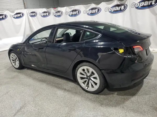 5YJ3E1EA5PF450776 2023 TESLA MODEL 3 - Image 2