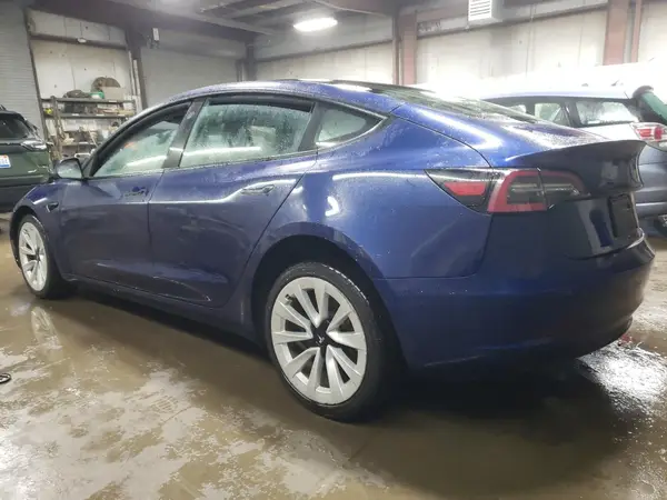 5YJ3E1EA5PF451281 2023 TESLA MODEL 3 - Image 2