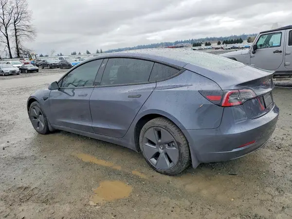 5YJ3E1EA5PF452379 2023 TESLA MODEL 3 - Image 2