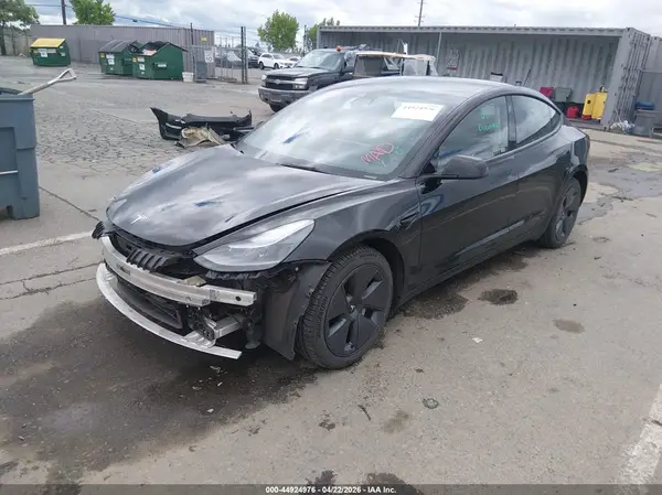 5YJ3E1EA5PF455492 2023 TESLA MODEL 3 - Image 2