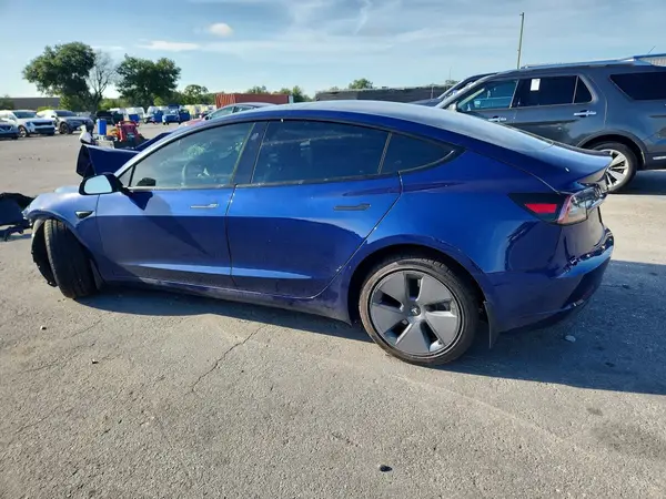 5YJ3E1EA5PF459266 2023 TESLA MODEL 3 - Image 2