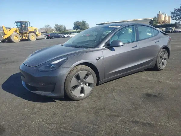 5YJ3E1EA5PF461549 2023 TESLA MODEL 3 - Image 1