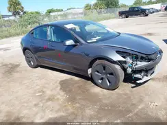 5YJ3E1EA5PF464788 2023 TESLA MODEL 3