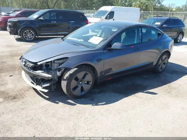 5YJ3E1EA5PF464788 2023 TESLA MODEL 3 - Image 2
